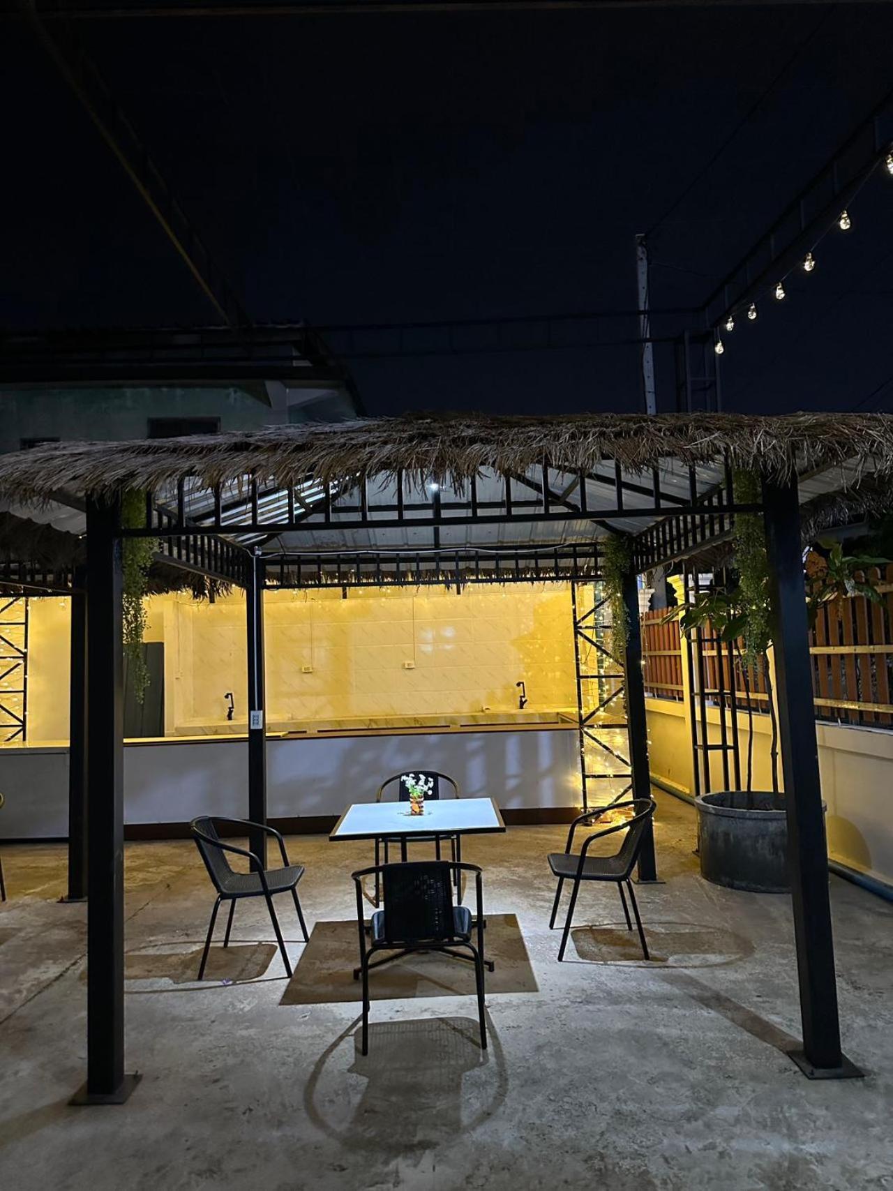 Venn Hostel Вьентьян Экстерьер фото