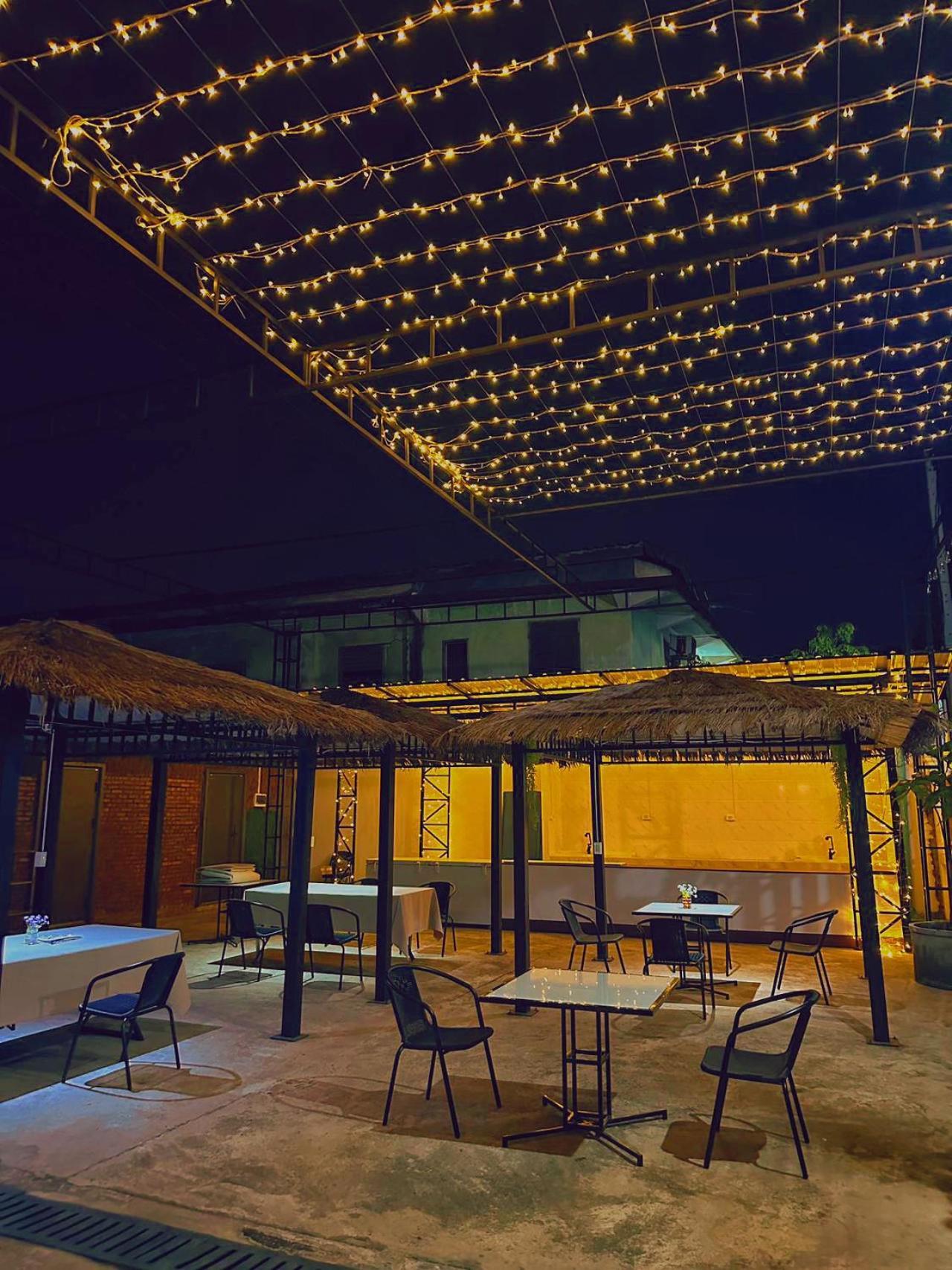 Venn Hostel Вьентьян Экстерьер фото